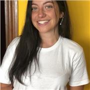 Soy maestra de educación primaria en activo. Sigo la metodología que cada alumno lleva en clase, puesto que creo que es esencial seguir la rutina del maestro